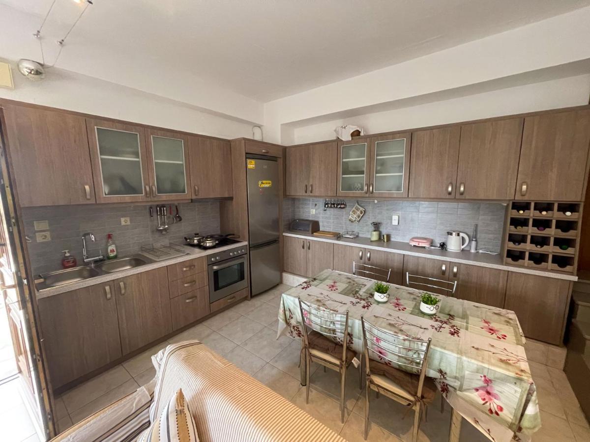 Efi'S Guest House Áyios Dhimítrios Dış mekan fotoğraf