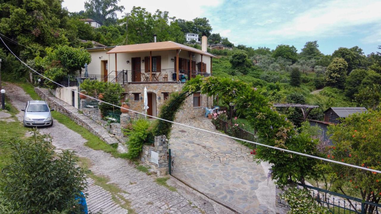 Efi'S Guest House Áyios Dhimítrios Dış mekan fotoğraf